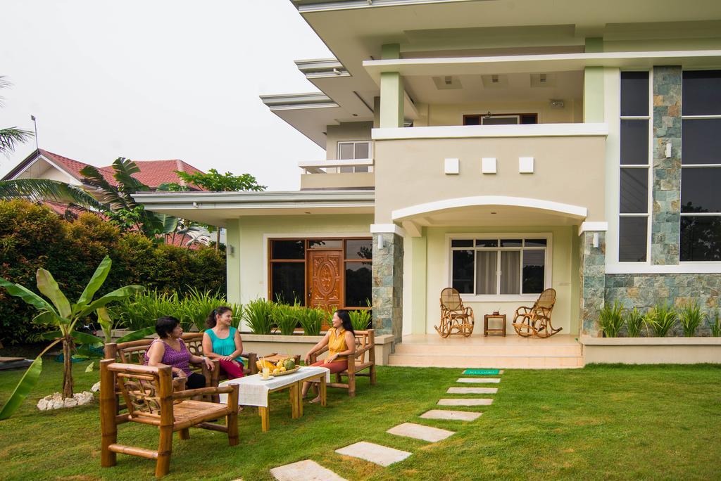 Oasi Fiore Bed & Breakfast Панглао Екстериор снимка