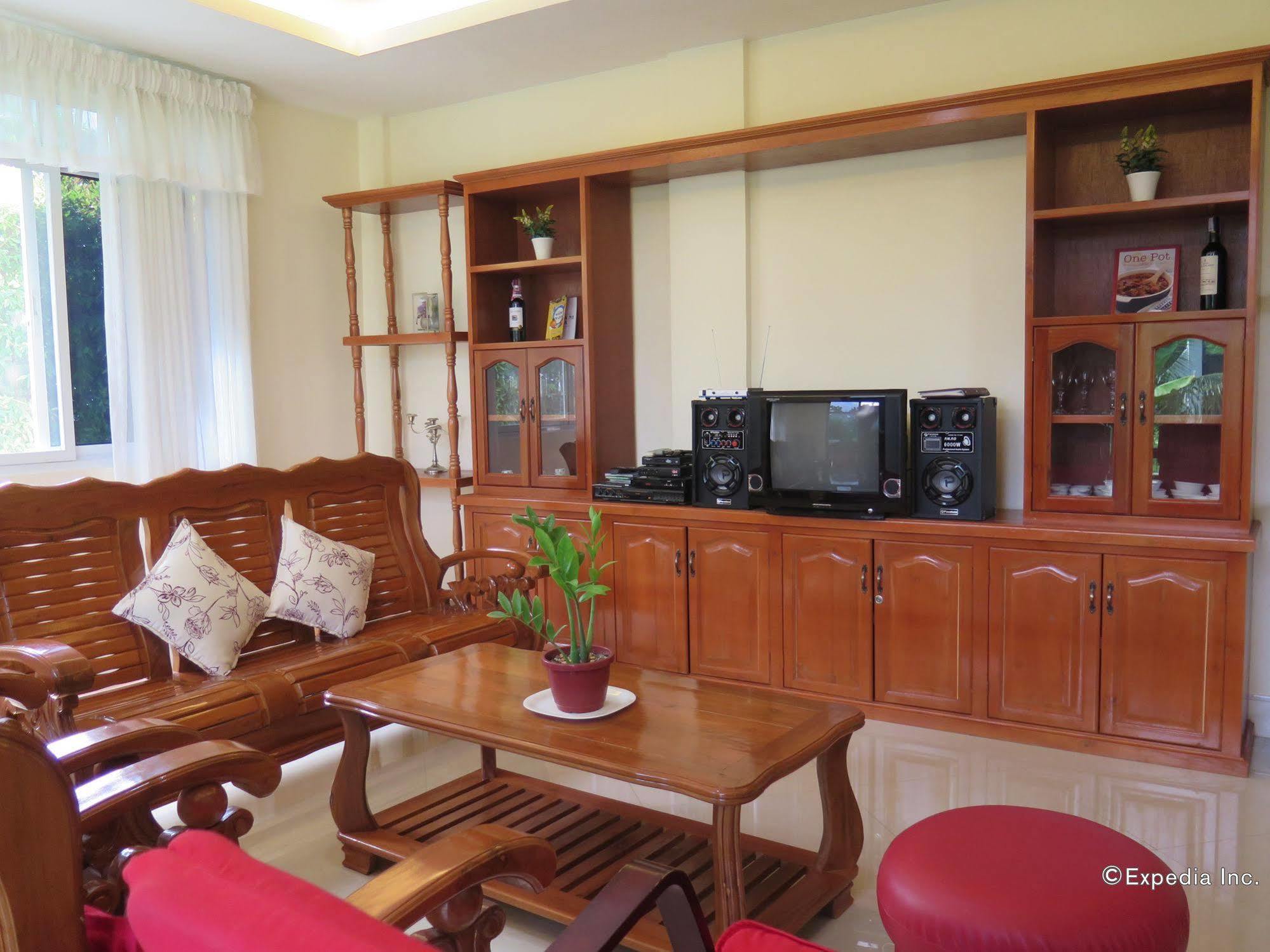 Oasi Fiore Bed & Breakfast Панглао Екстериор снимка